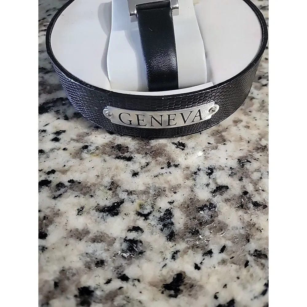 Geneva Watch Silver Black Leather Women's In Box Box‎ Has Damage